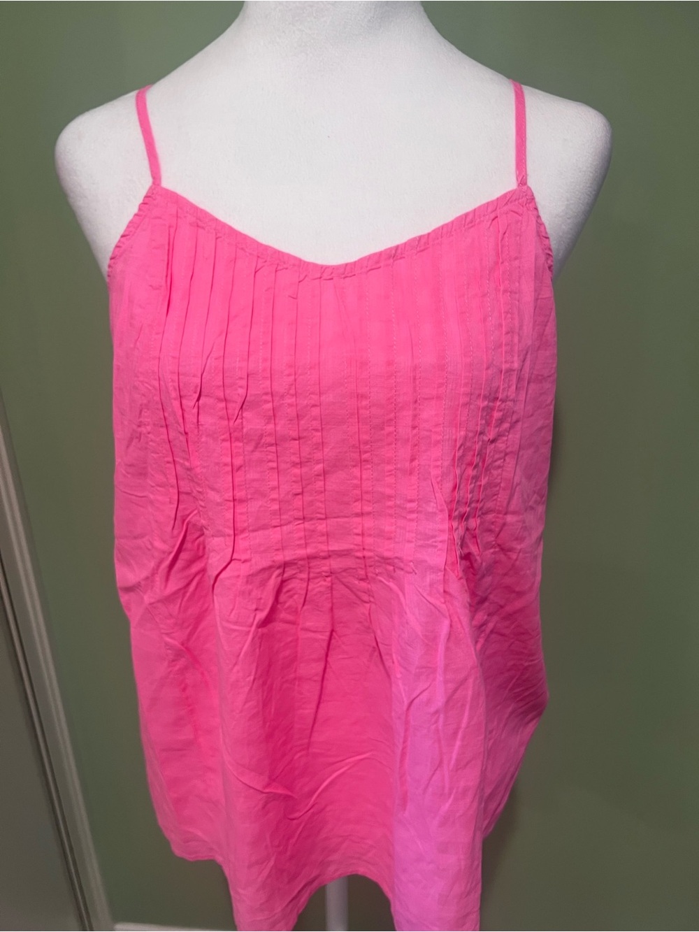 NWT Women's Pink Pintuck Cami Top
